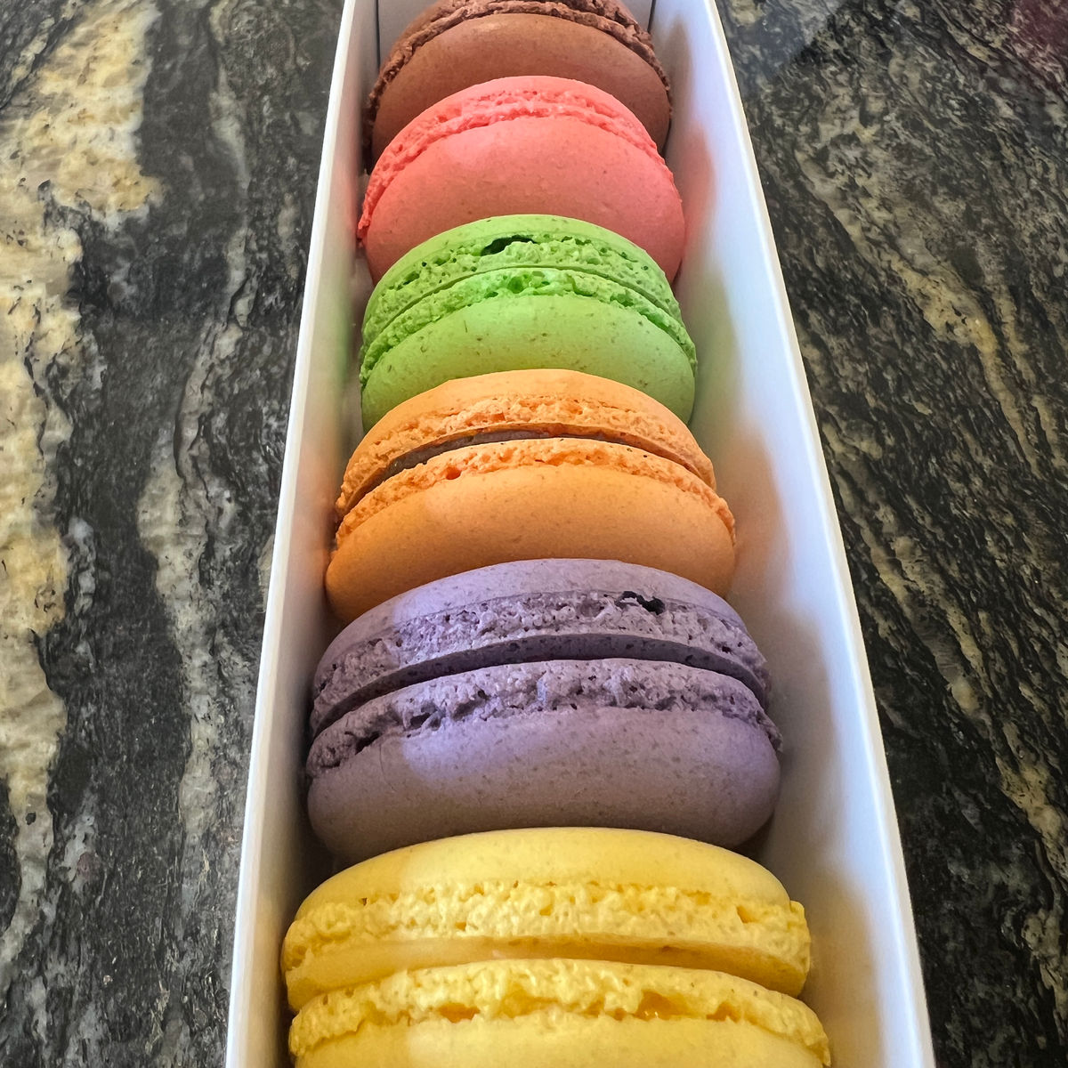 Macaron Box (12)